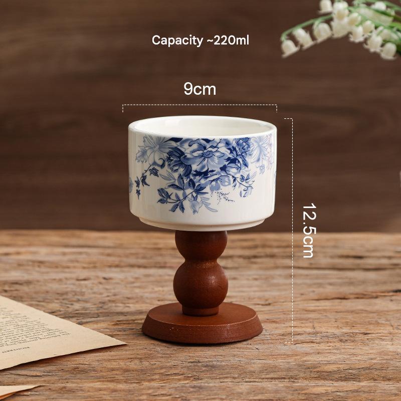 Chinese flowers-gourd goblet (brown)