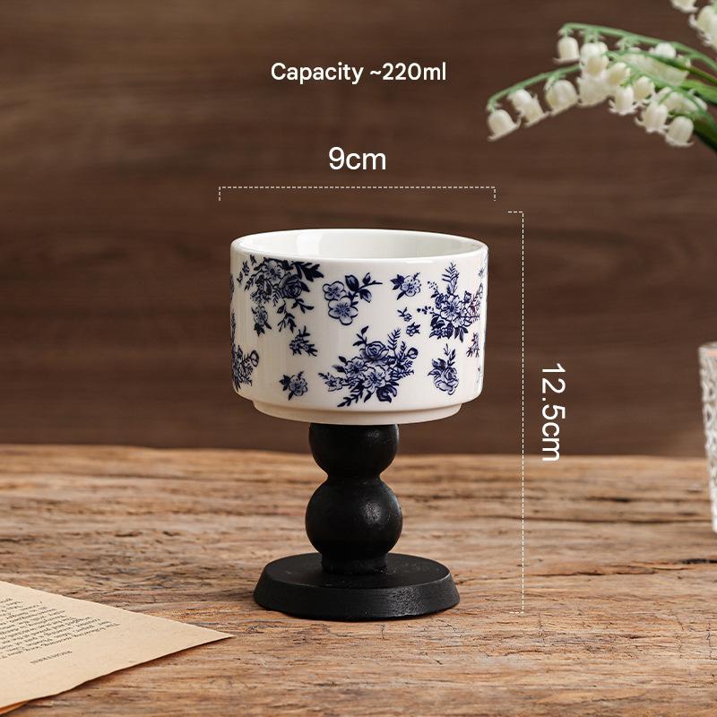 Blue small floral-gourd goblet (black)