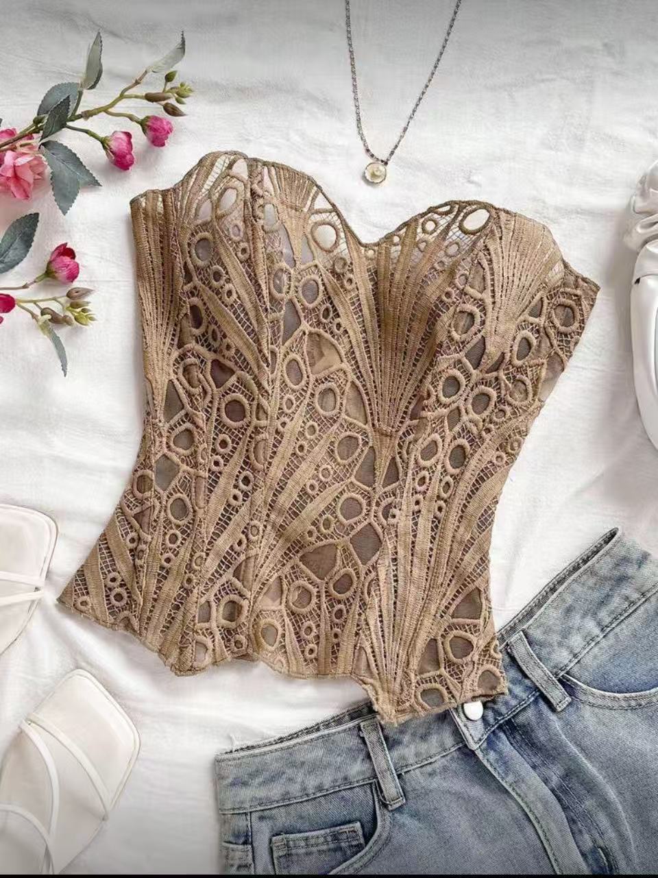 ライト・ブラウン