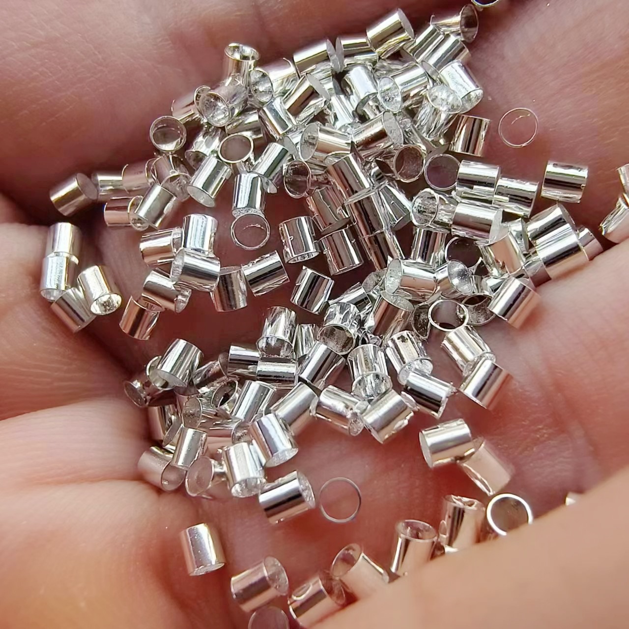 silver 1.5x1.5mm