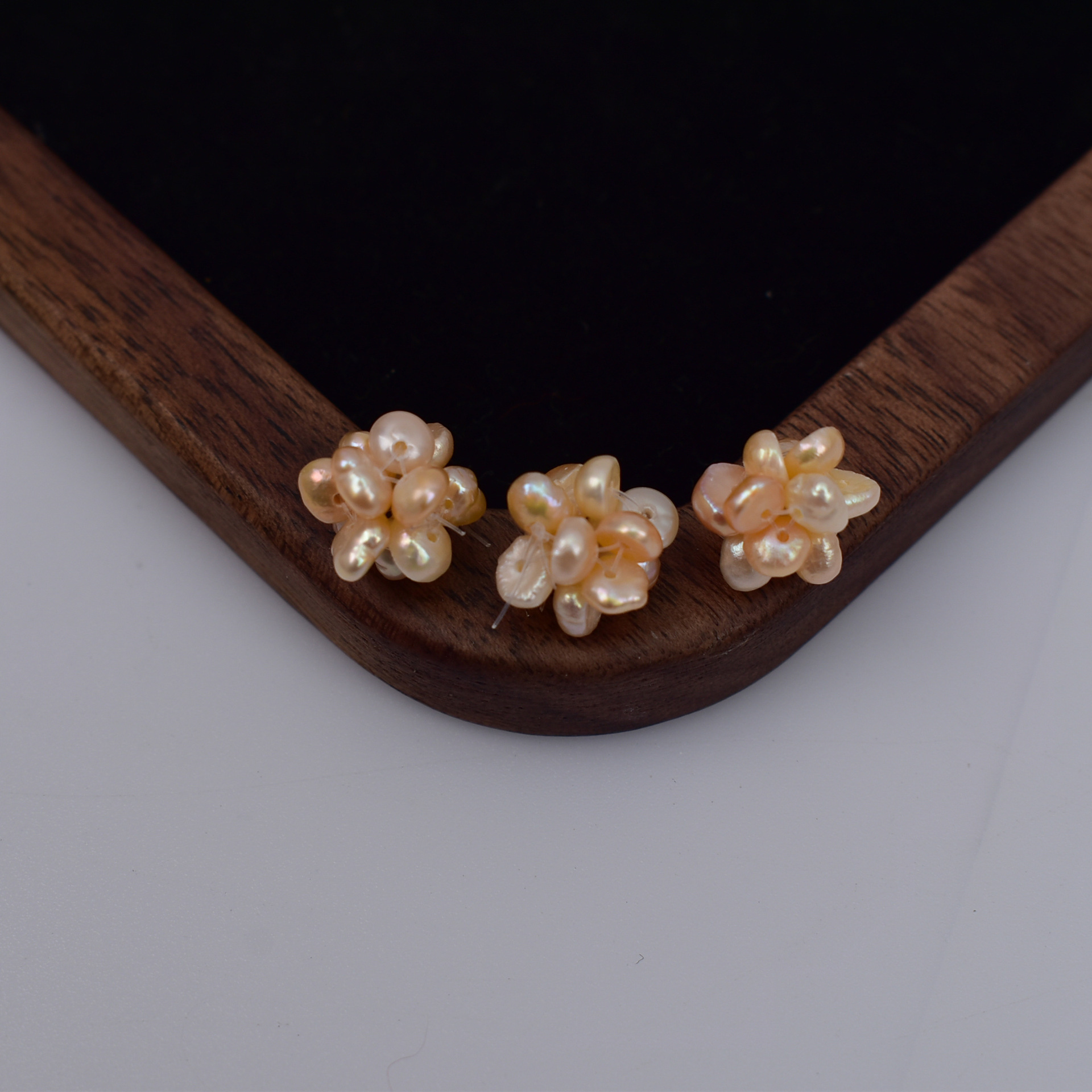 4:Strong light mini natural pink about 8-9mm