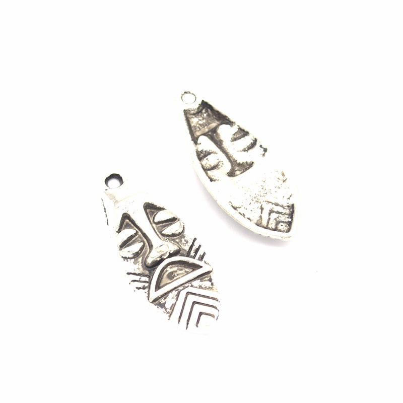 2:antique silver color