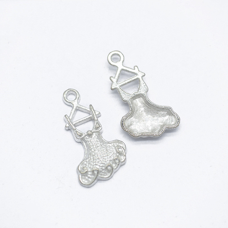 4 couleur argent clair