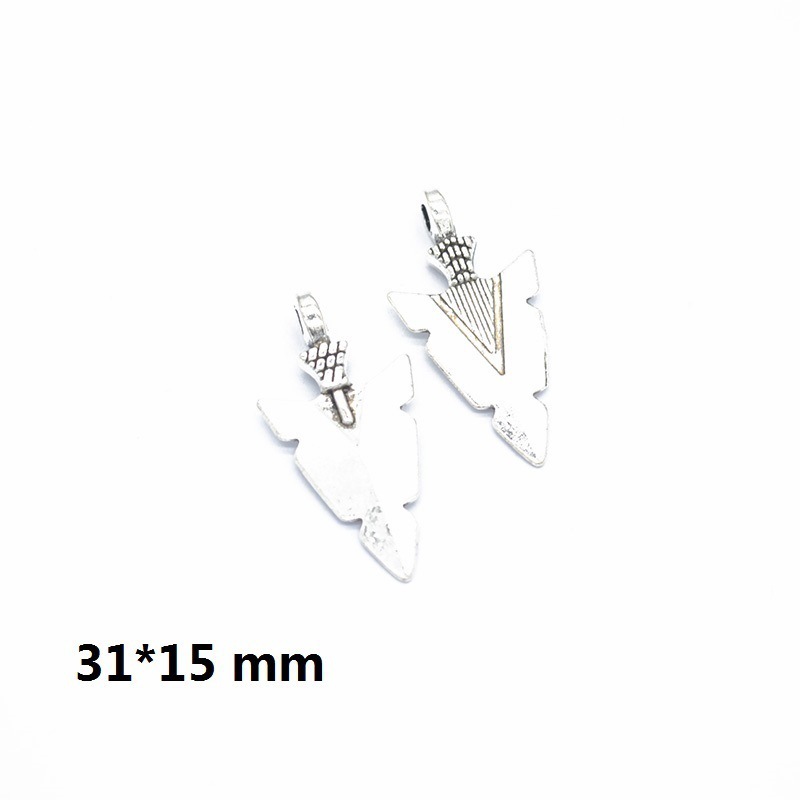 9:M09-2 ancient silver 1 piece 1.2g