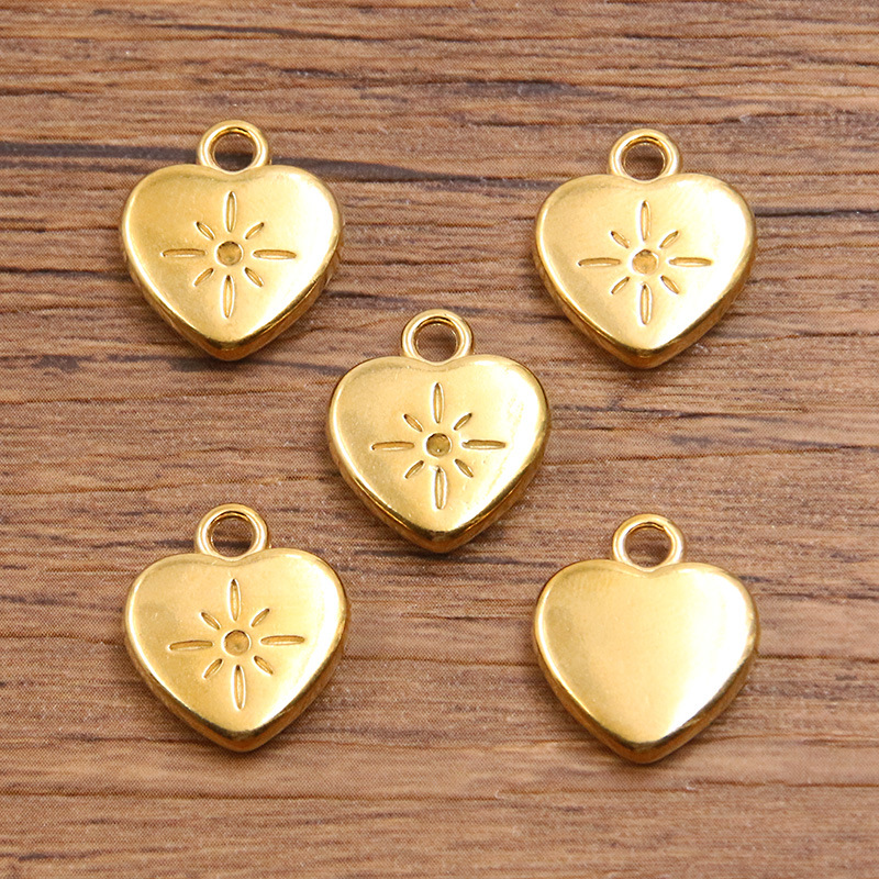 4:1606 gold 13x15mm 2.9g