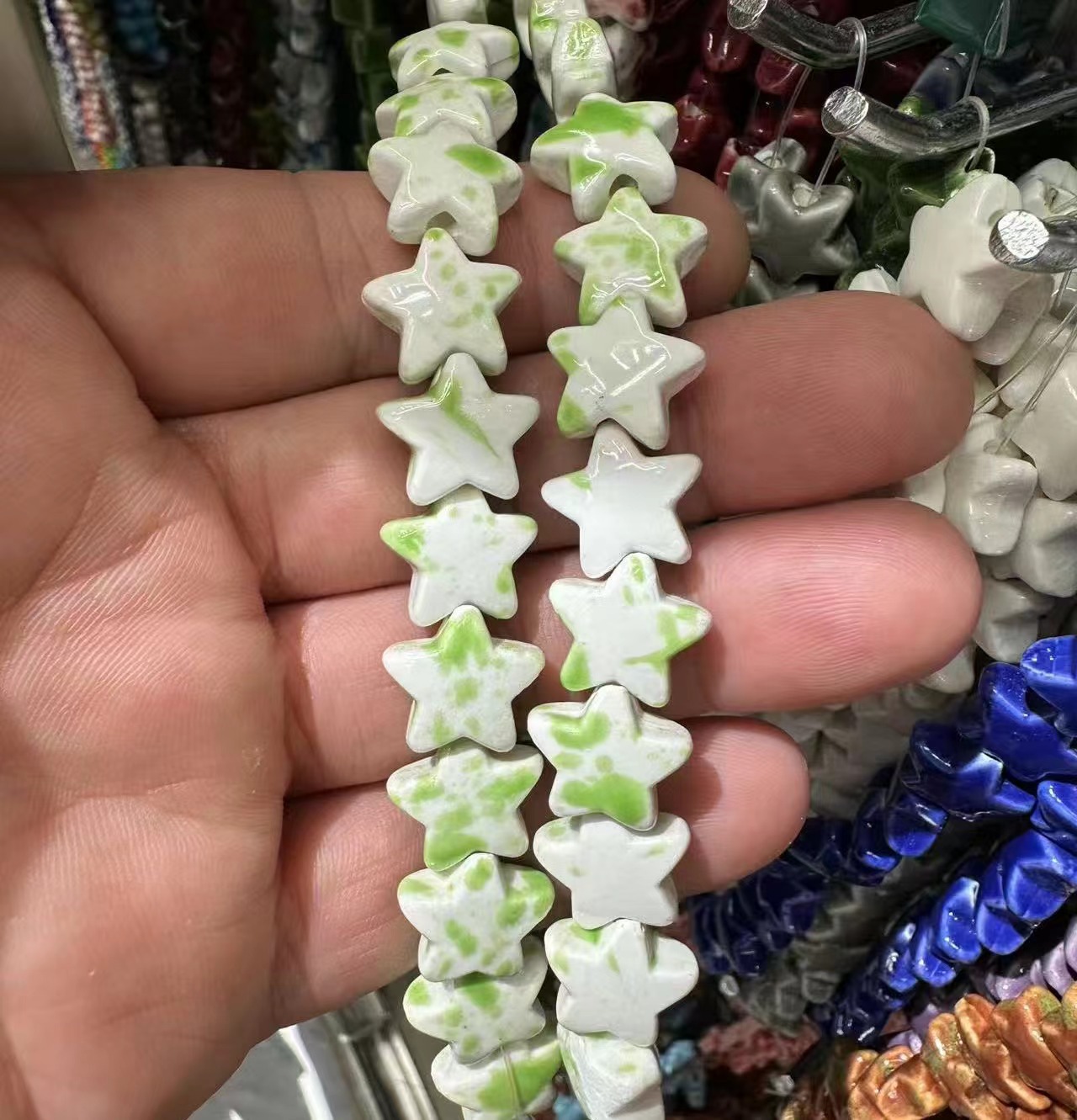 3:Green-white gradient