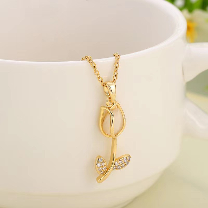 5:C383 gold white cat's eye necklace