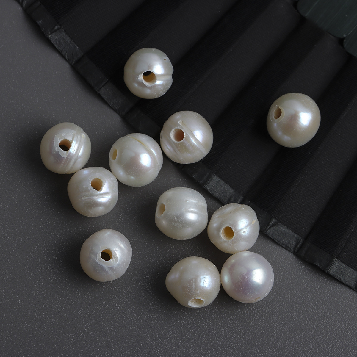 2:8-9mm large hole thread beads, one hole diameter 2.0mm