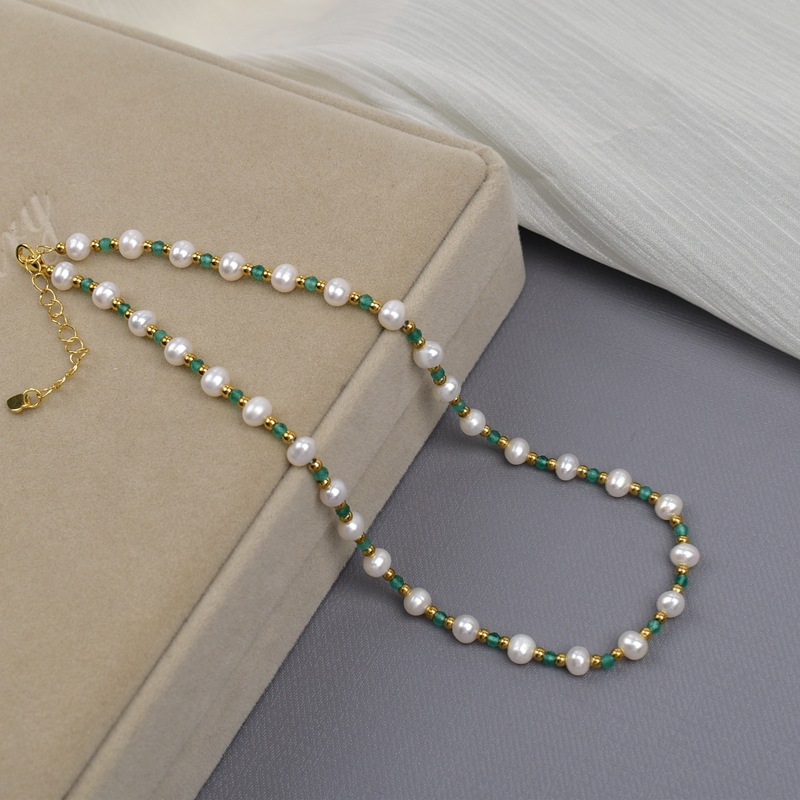 3:Cp306--pearl   green spacer beads