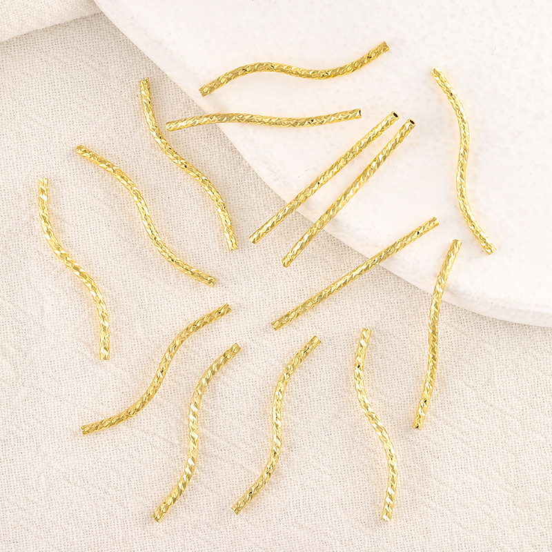 18K gold plated Thickness 1.5 * length 20mm