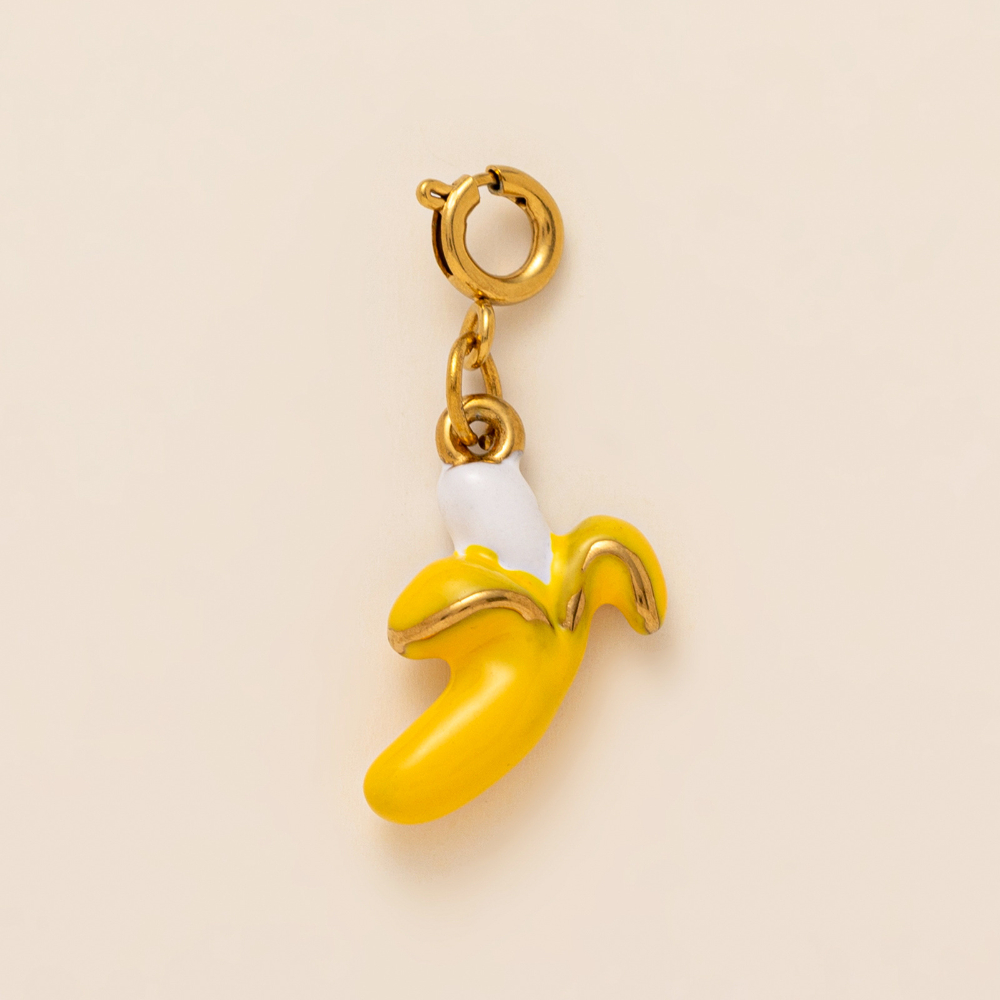 10:Banana pendant