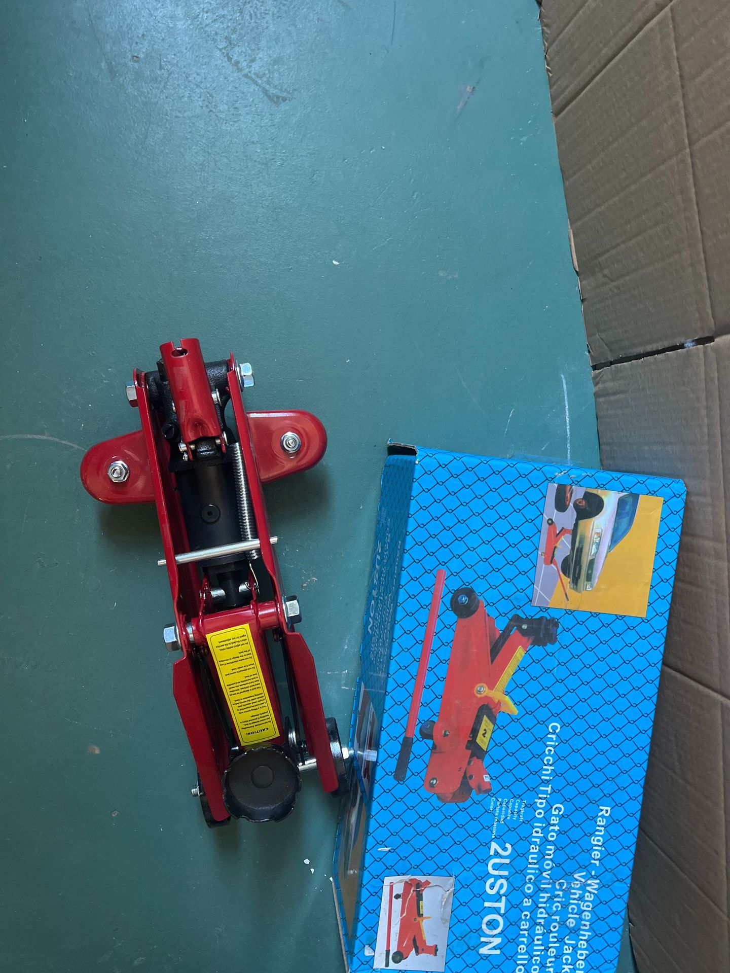 2 tons horizontal color box