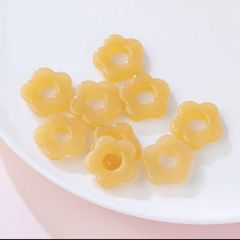 Icy light yellow 20*19mm