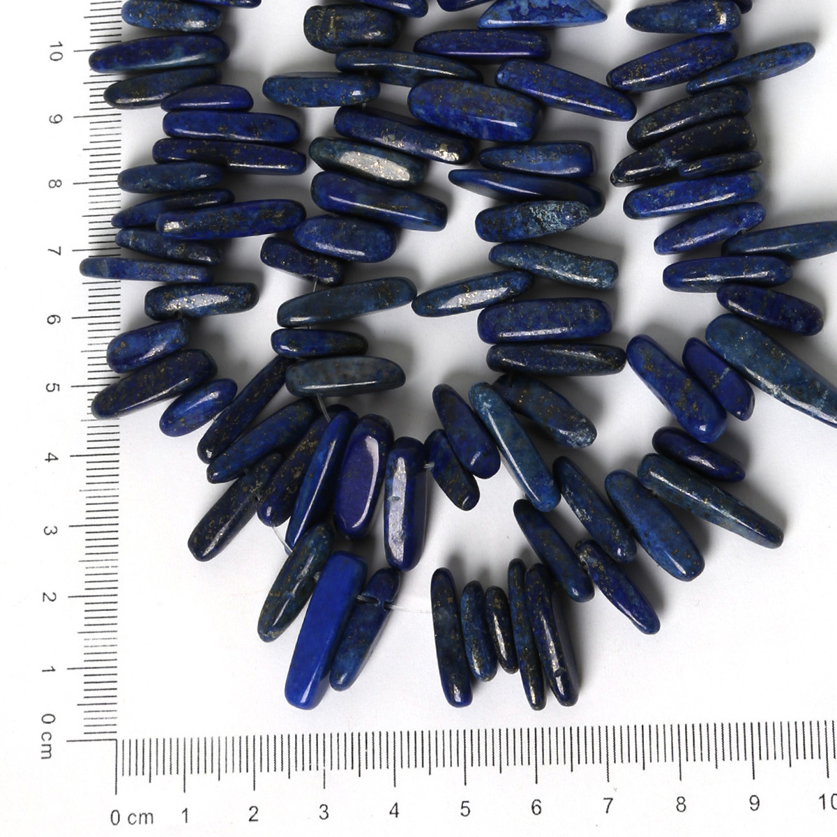 18 Natural lapis lazuli