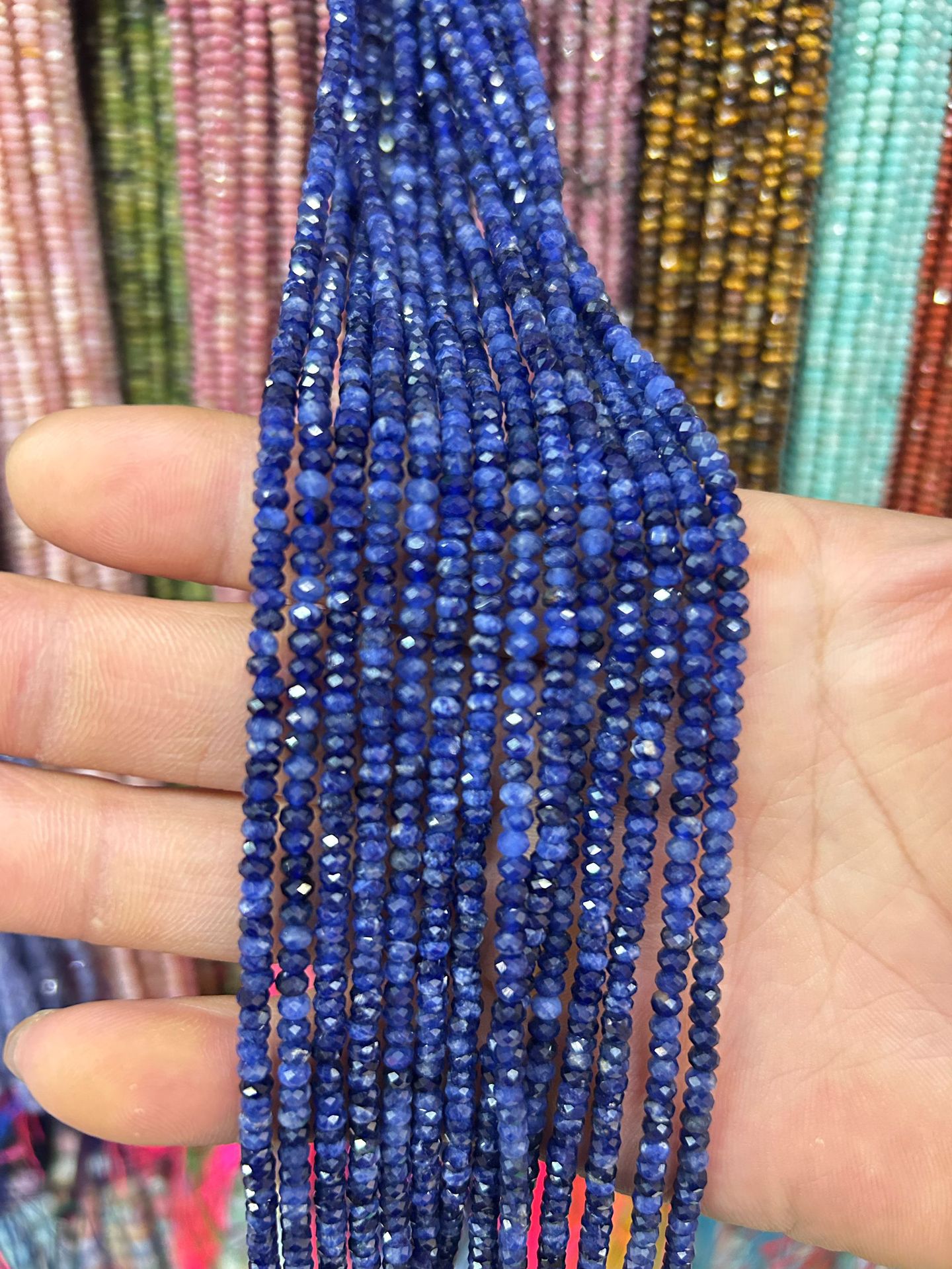 4:Grade a blue stone 3x4mm