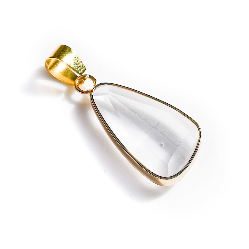 9:Synthetic white crystal