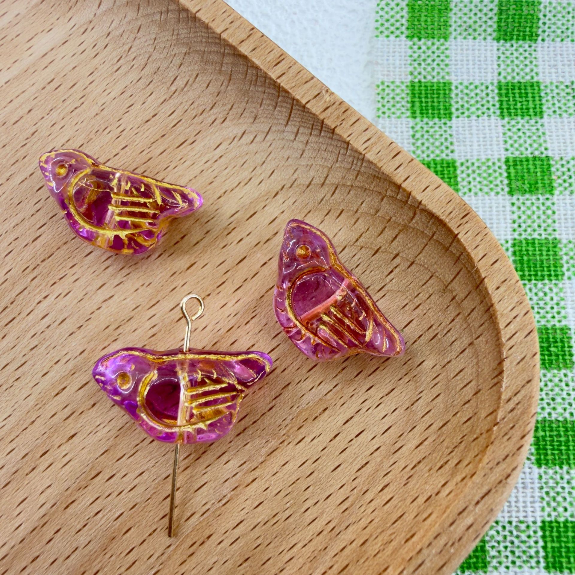 7:Translucent purple