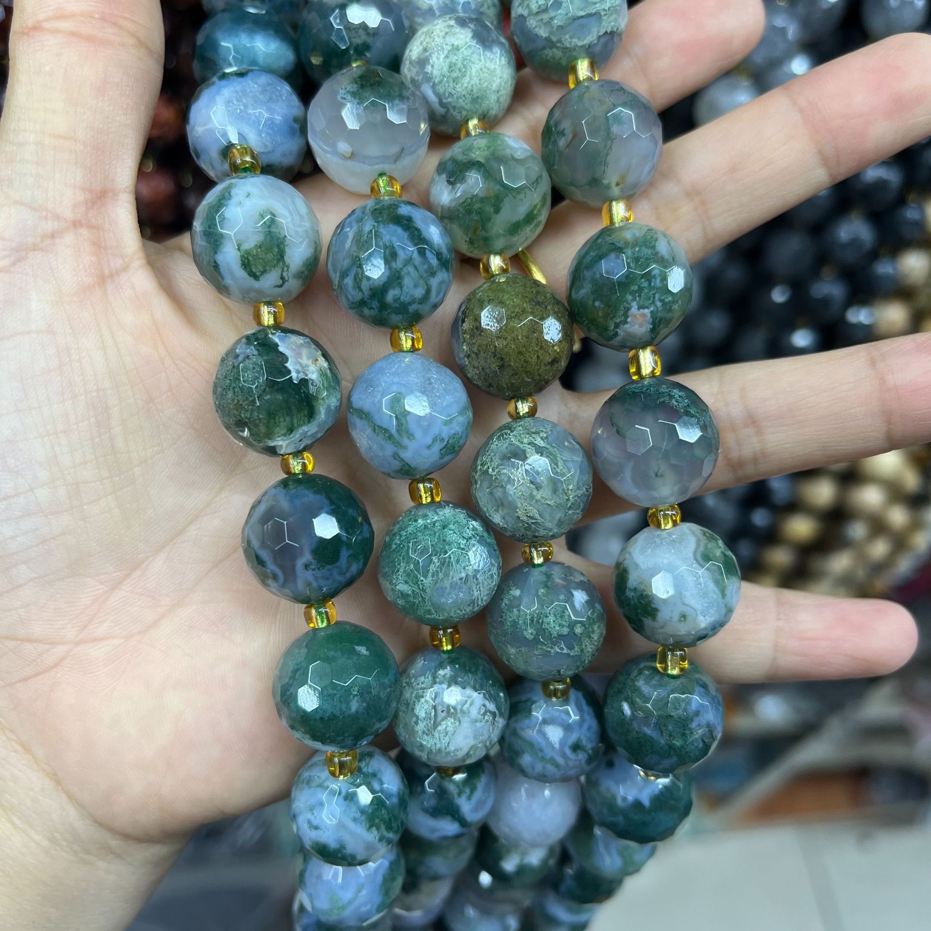 8 moss agate