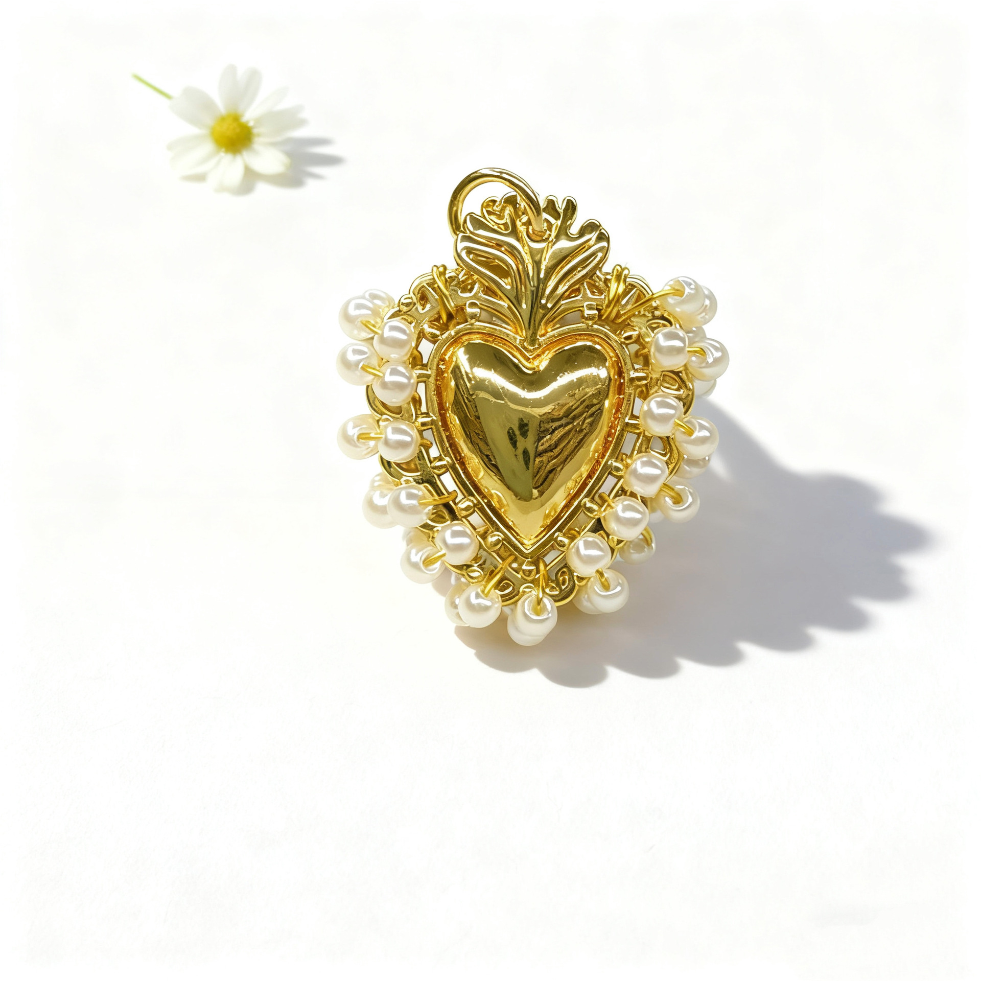 11:Pearl color love pendant