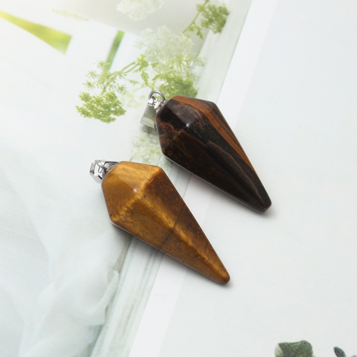 5 tiger eye Tigerauge