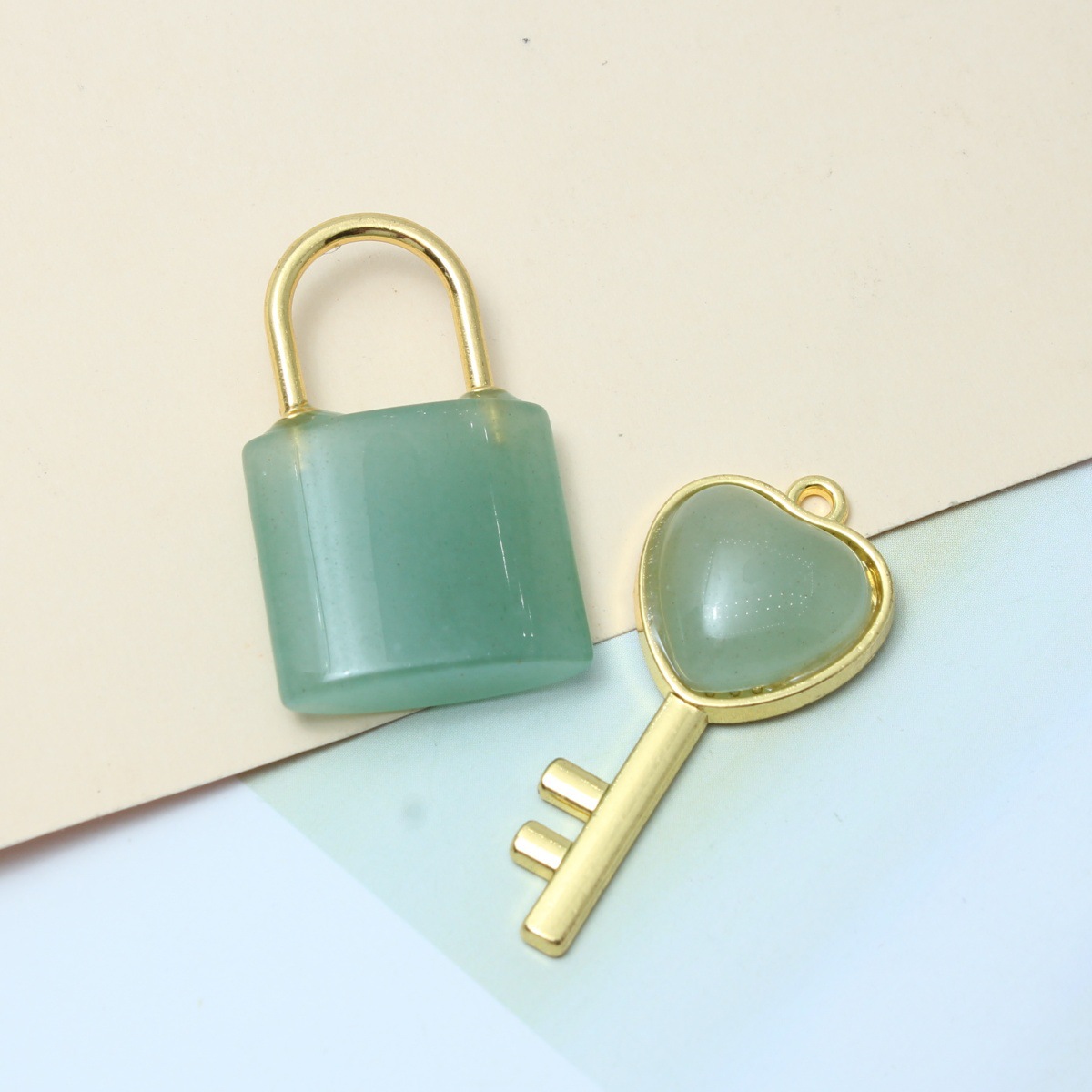 2 Green Aventurine Aventurin