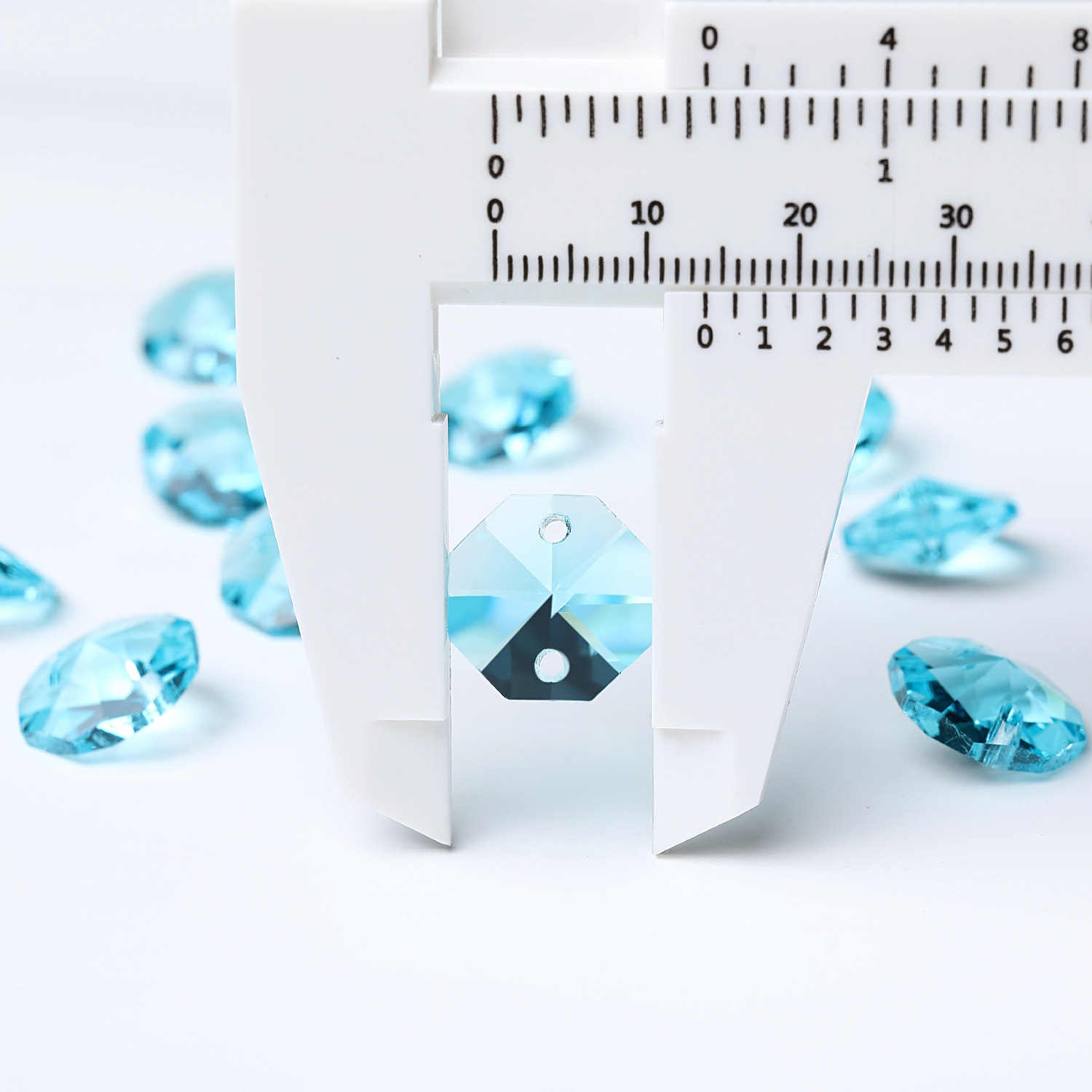 Light sapphire blue 305 Double hole