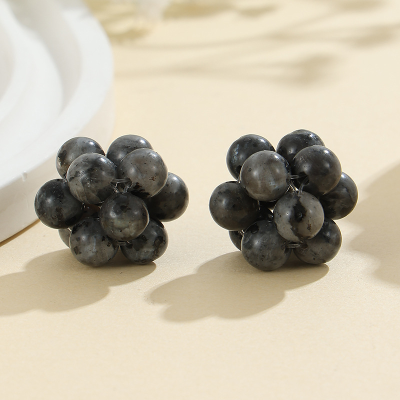 11:Black Labradorite