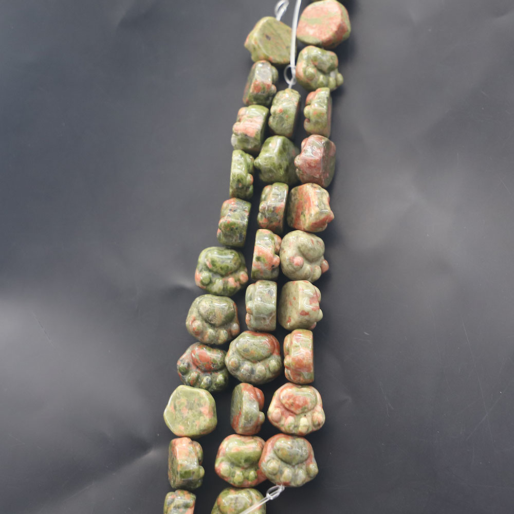16 Unakite