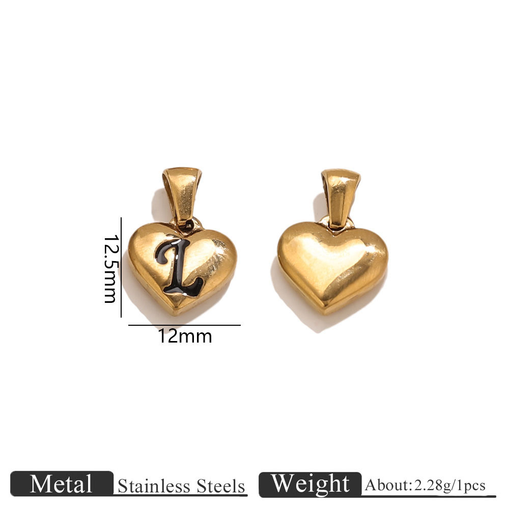12:Gold heart engraved letter pendant-l
