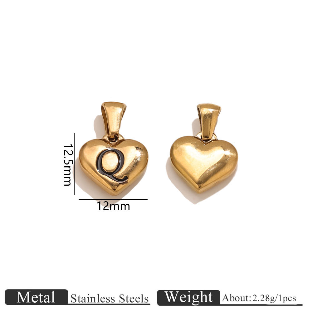 17:Gold heart-shaped engraved letter pendant-q