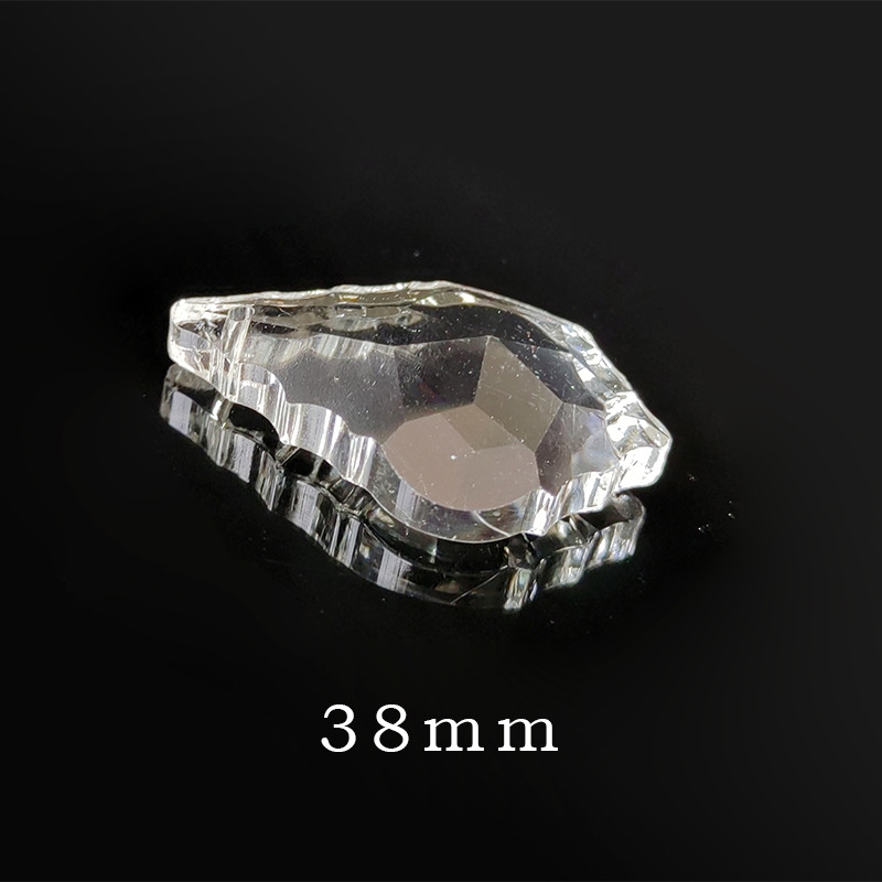 21:Transparent maple leaf pendant (38mm)