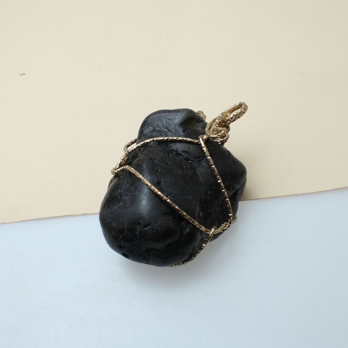 1:Black turquoise (dyed)