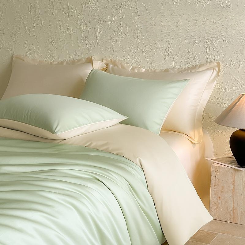 Tea green and milkshake white