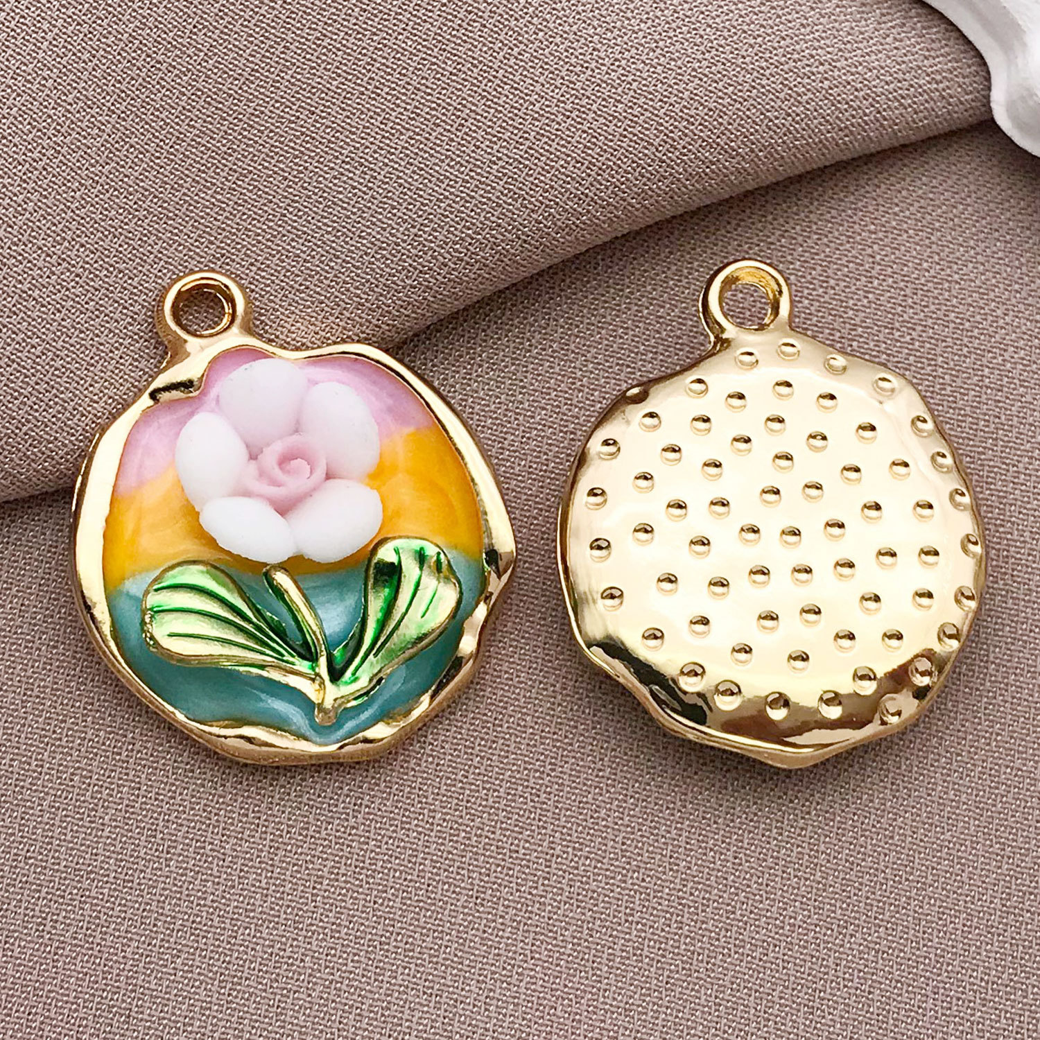 dripping oil yellow two-color flower brand oil pai