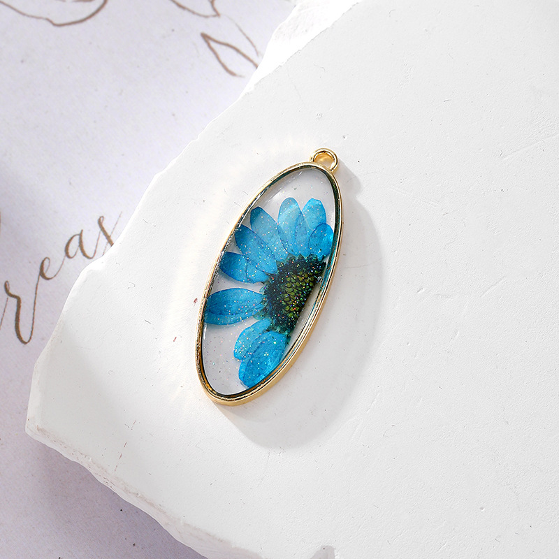 4:4 glitter oval blue daisy