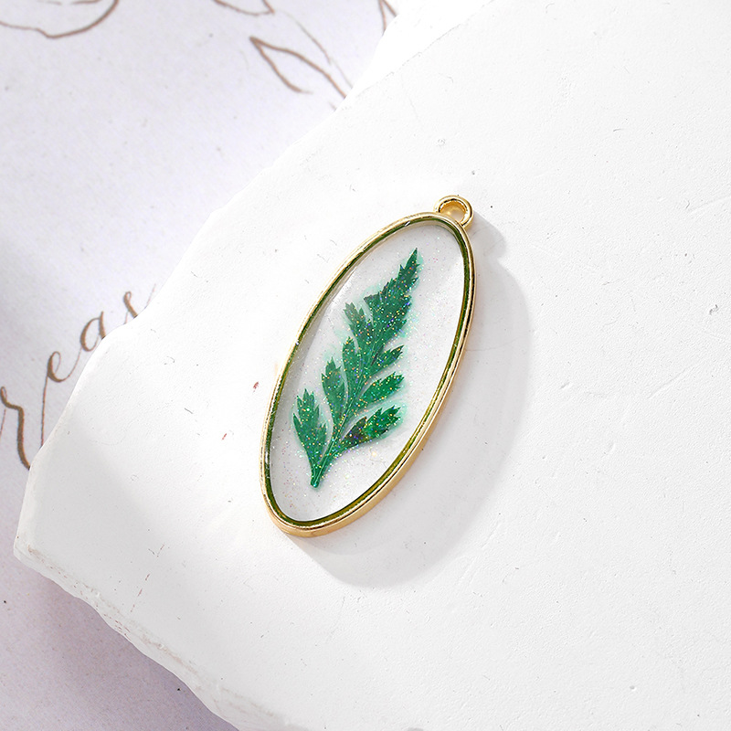 5:5 glitter oval green leaves