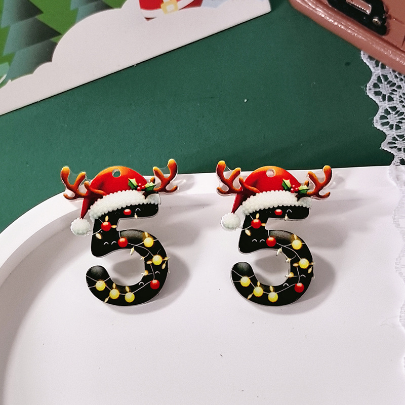 2:5 christmas hats