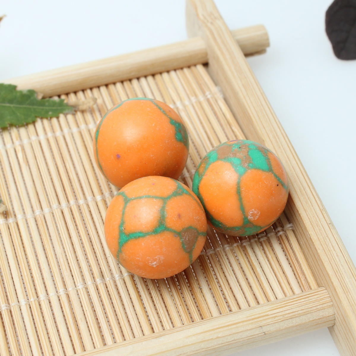 2 Emperor green orange