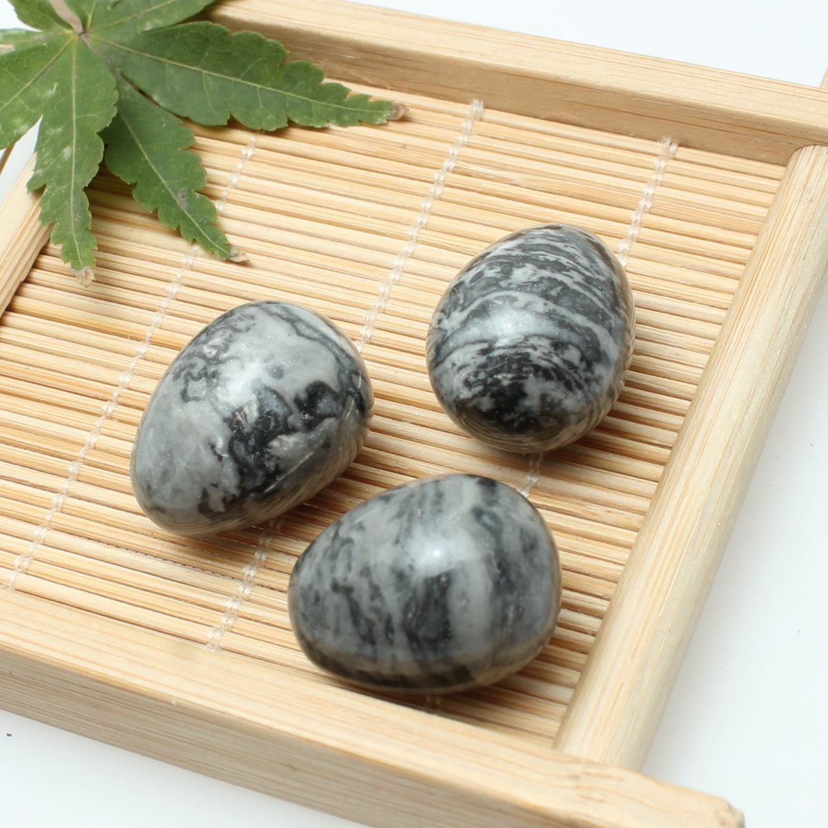 1 Black Silk Stone Black Silk Stone