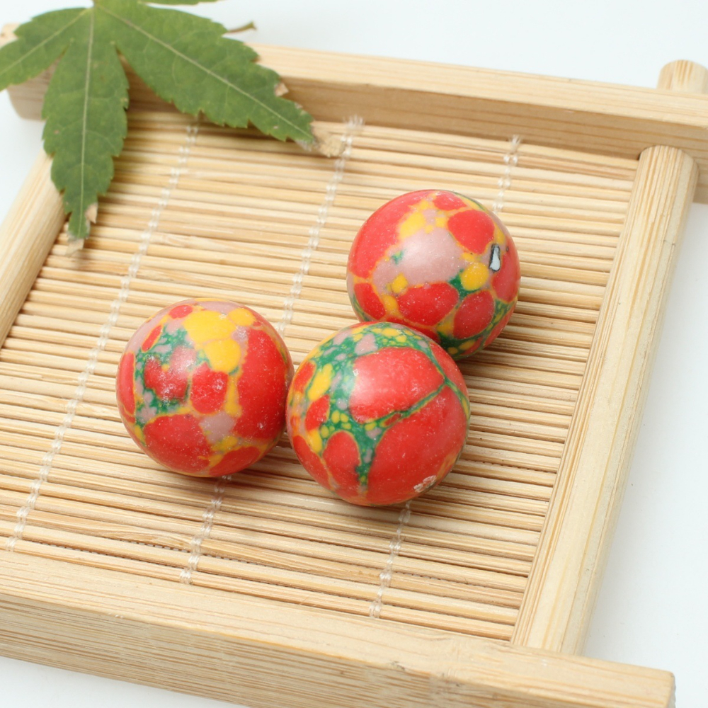 27:Red green turquoise