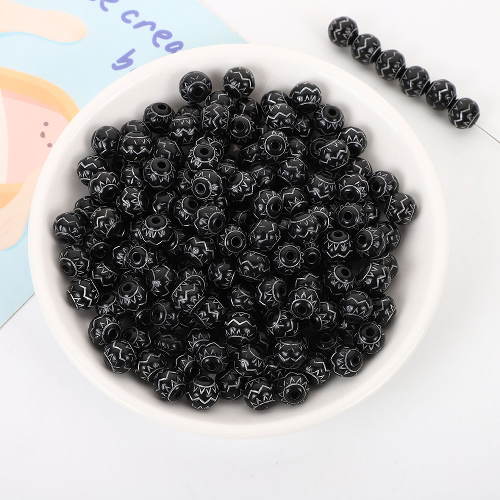 6:Black and silver pattern