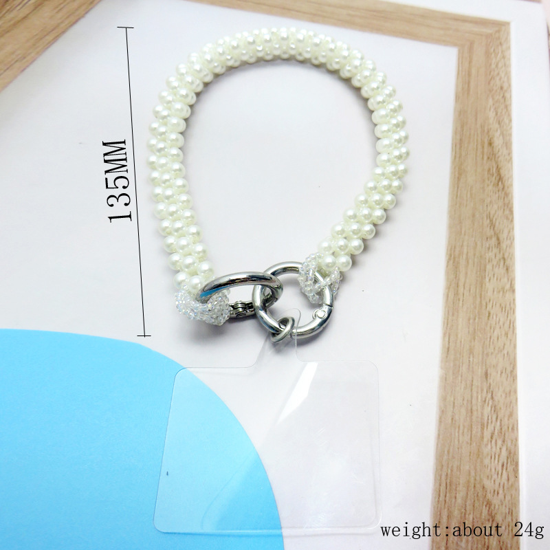 2:Beige triangle strip   transparent clip