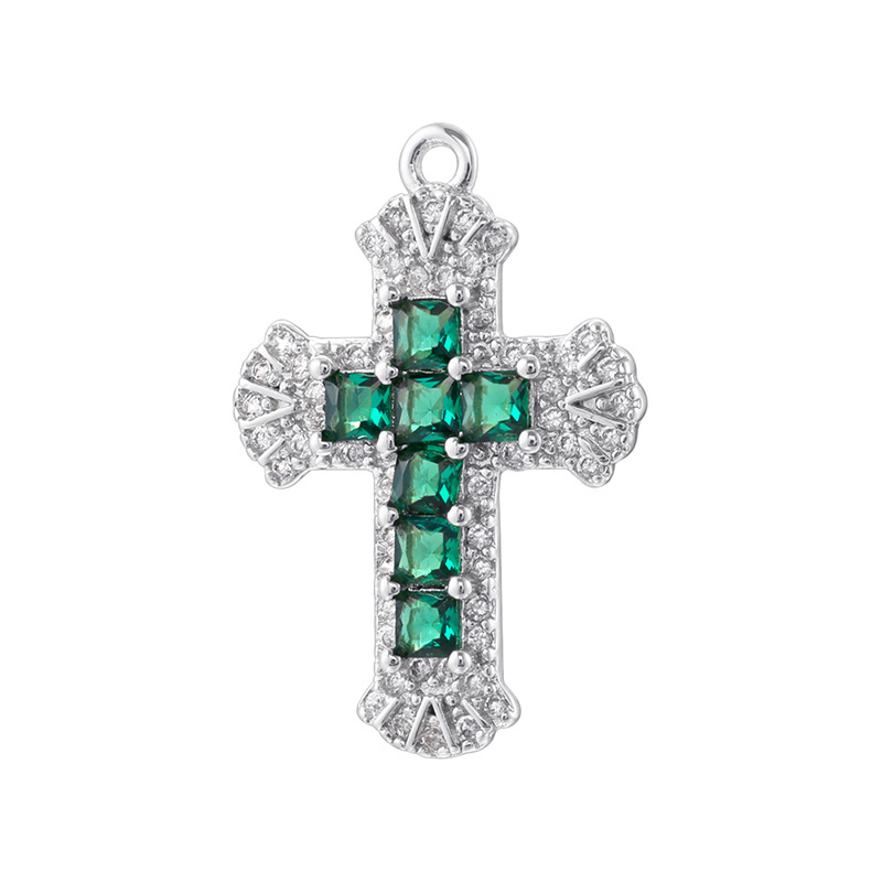 8:White gold green diamond