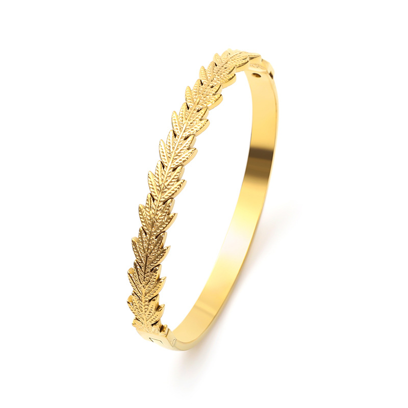 2:Leaf bracelet