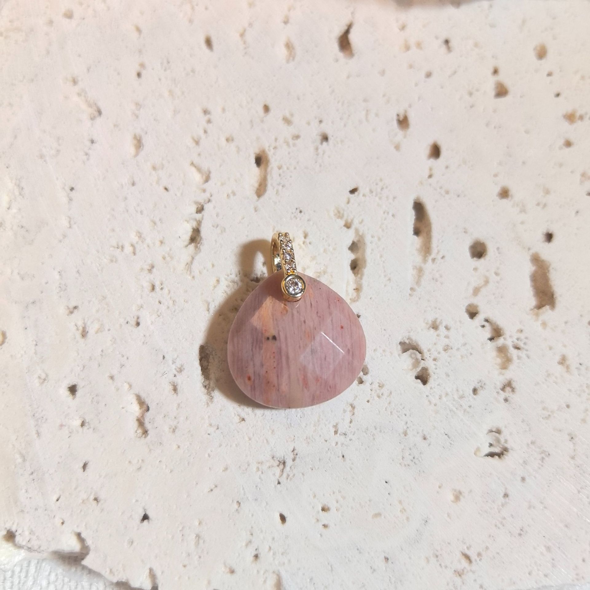 10:Rhodochrosite