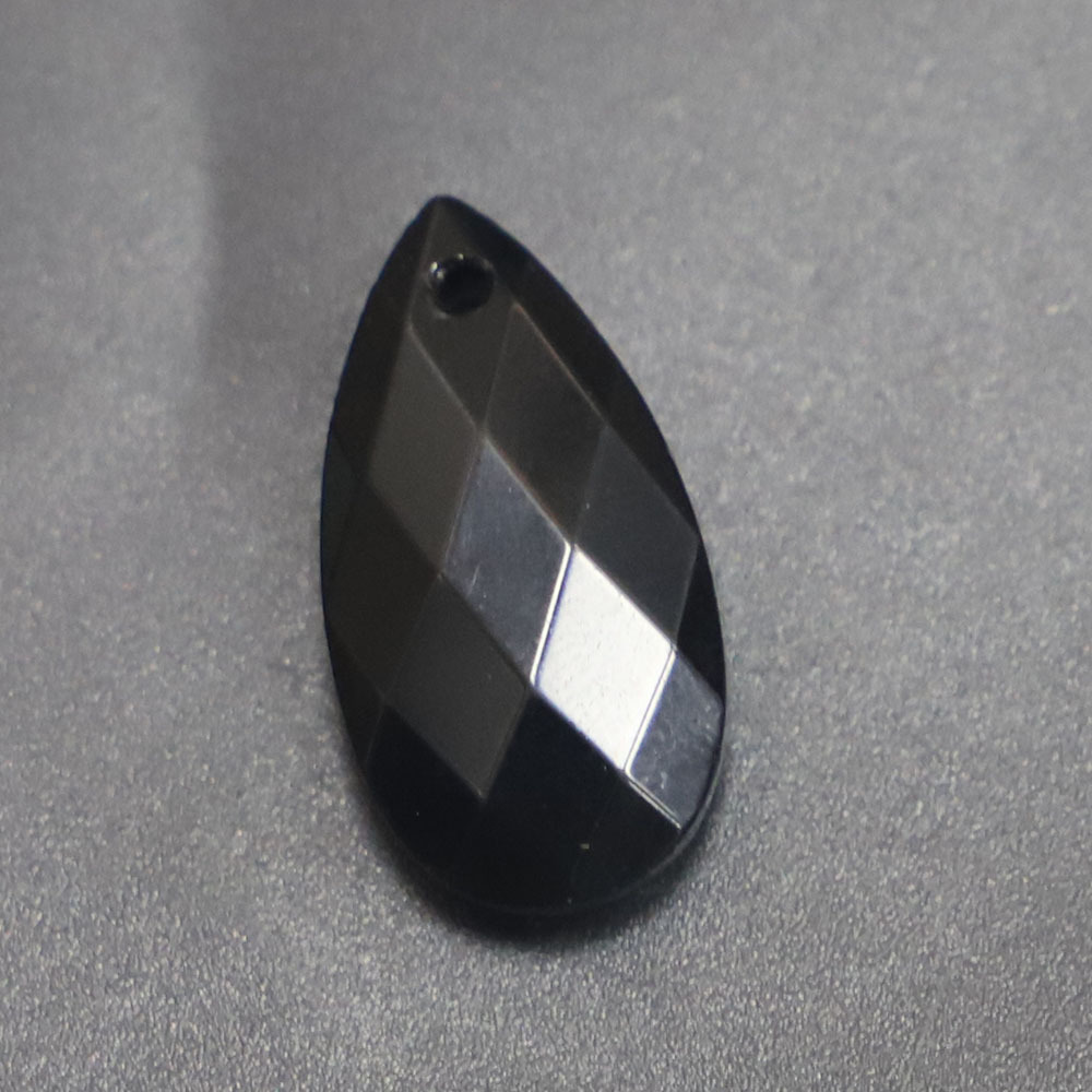 4:Schwarzer Obsidian