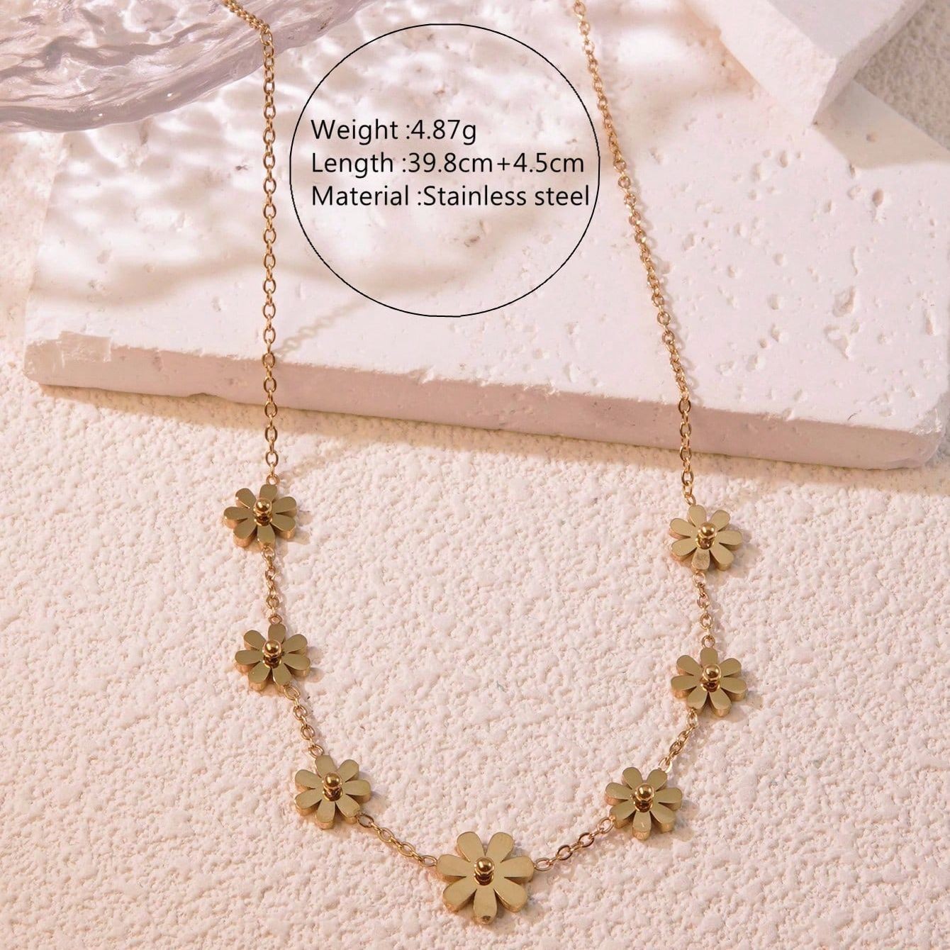 2:062-little daisy necklace