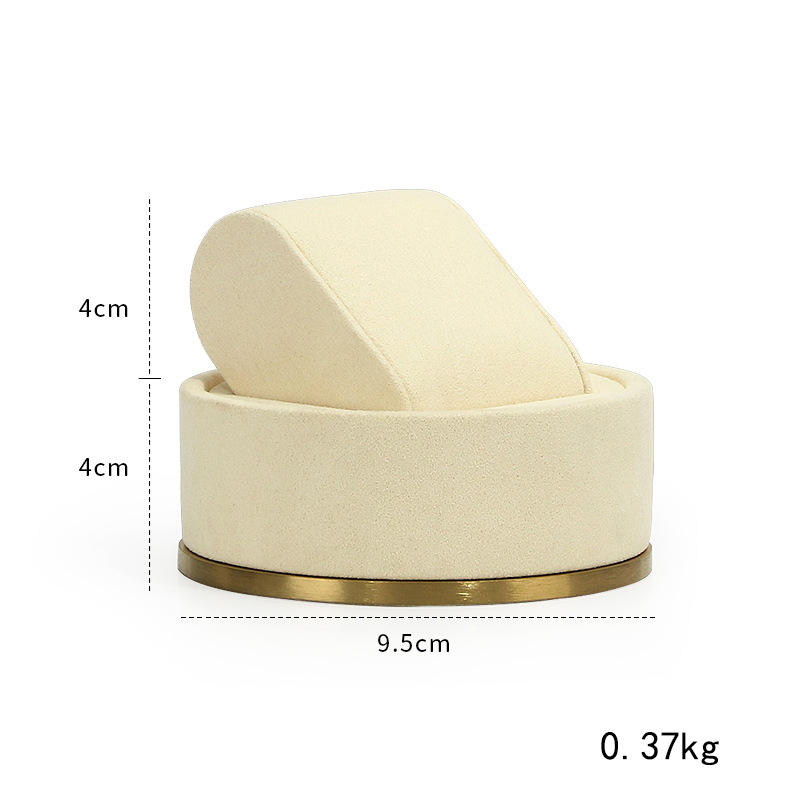 10:62-creamy-white round watch bracelet seat 9.5 × 4cm