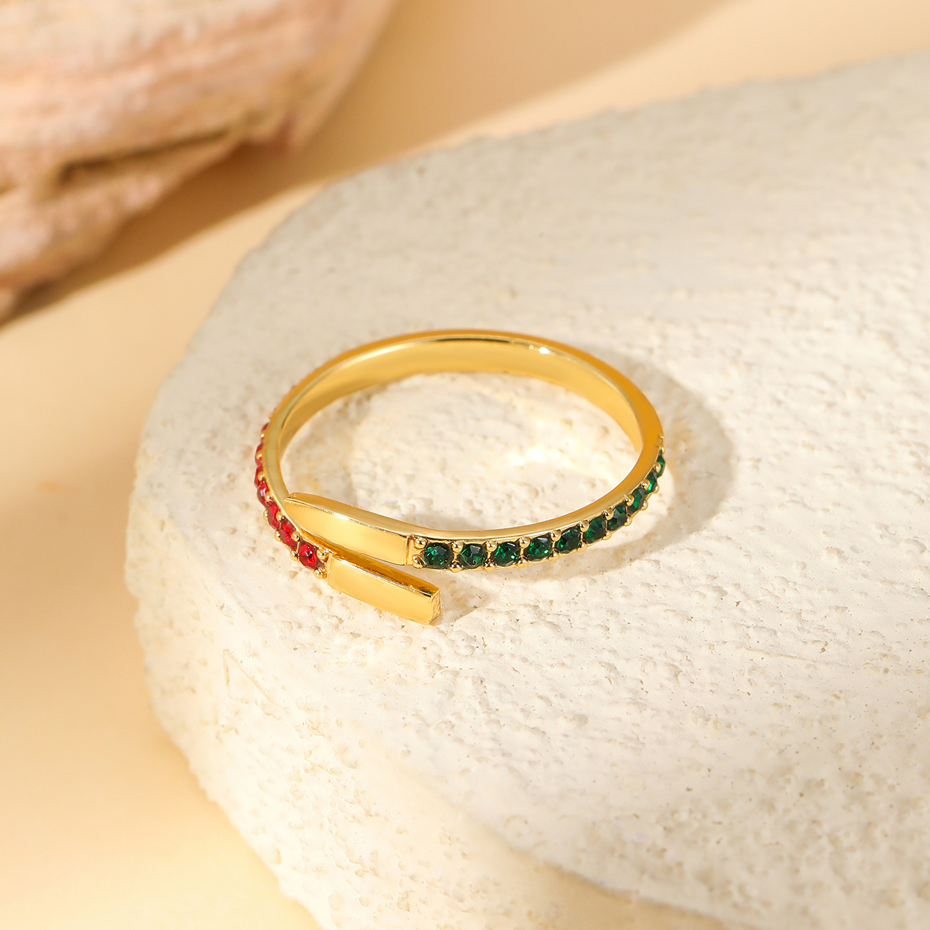 6:W1492 open ring set with zircon 2