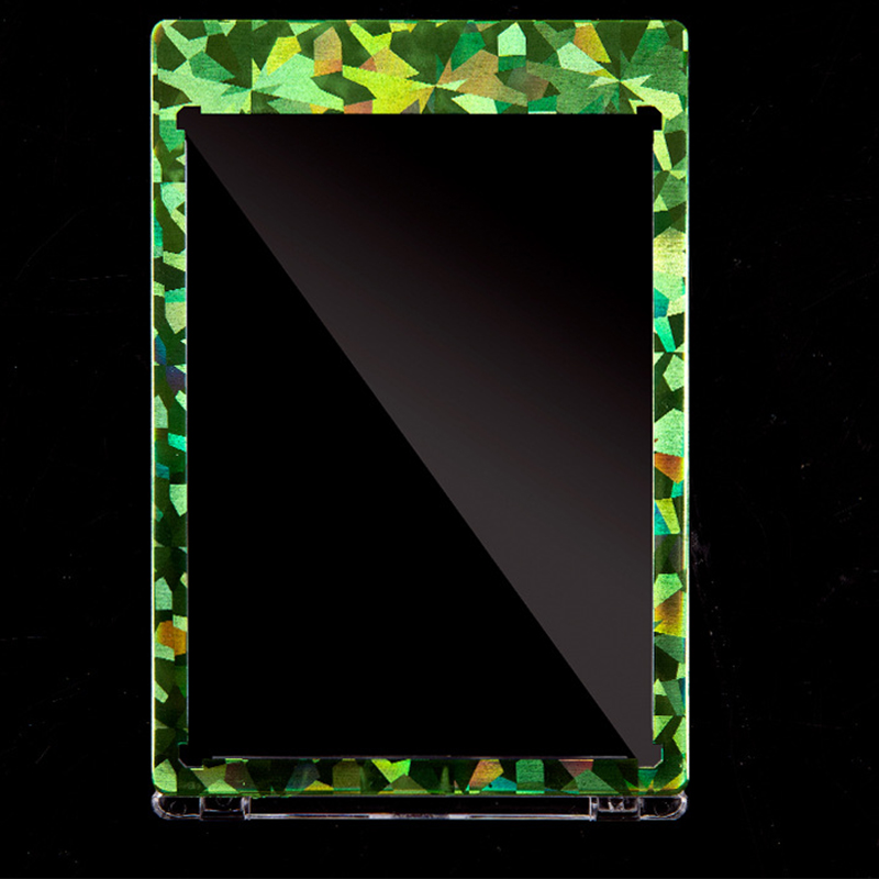 1371 (35pt) glass broken green